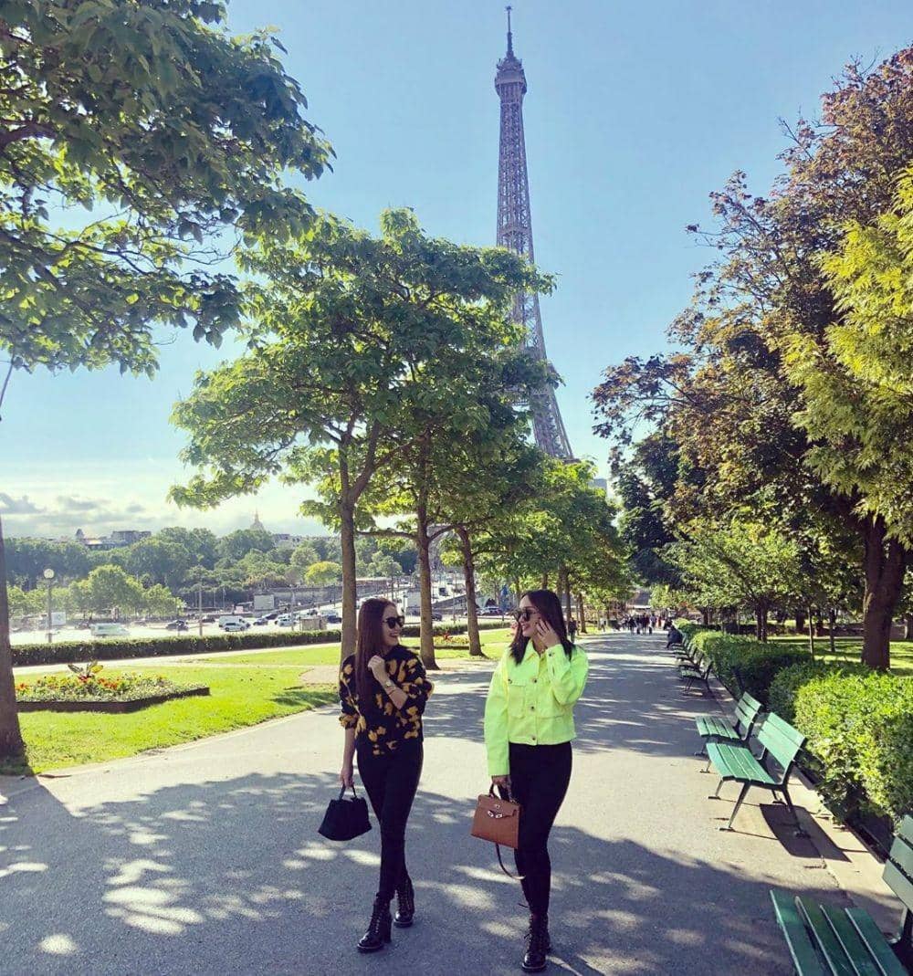 instagram.com/zaskia_gotix