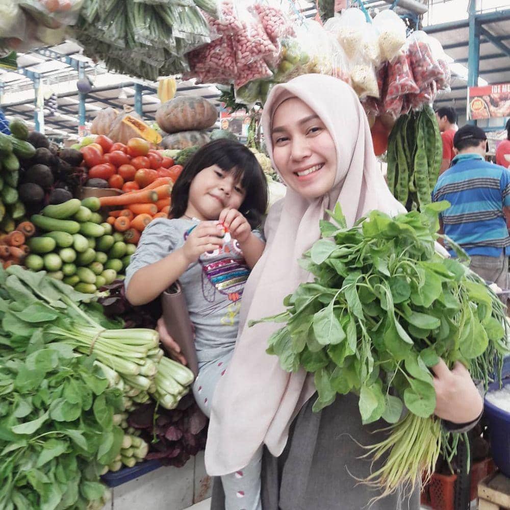 instagram.com/puputmelati