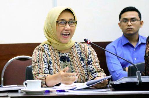 (Anggota pansel KPK Diani Sadia Wati) www.bappenas.go.id