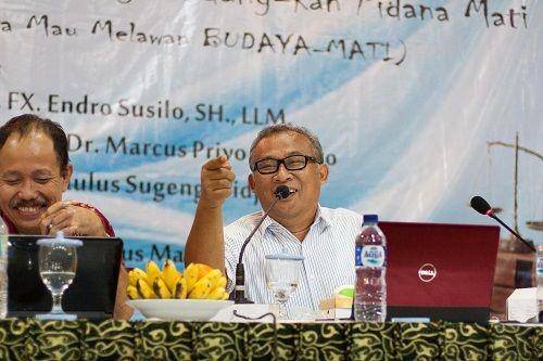 (Marcus Priyo Gunarto) Dokumentasi Universitas Sanata Dharma Yogyakarta