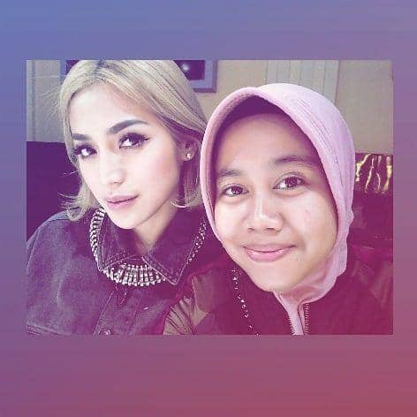 instagram.com/selly_lestaluhu