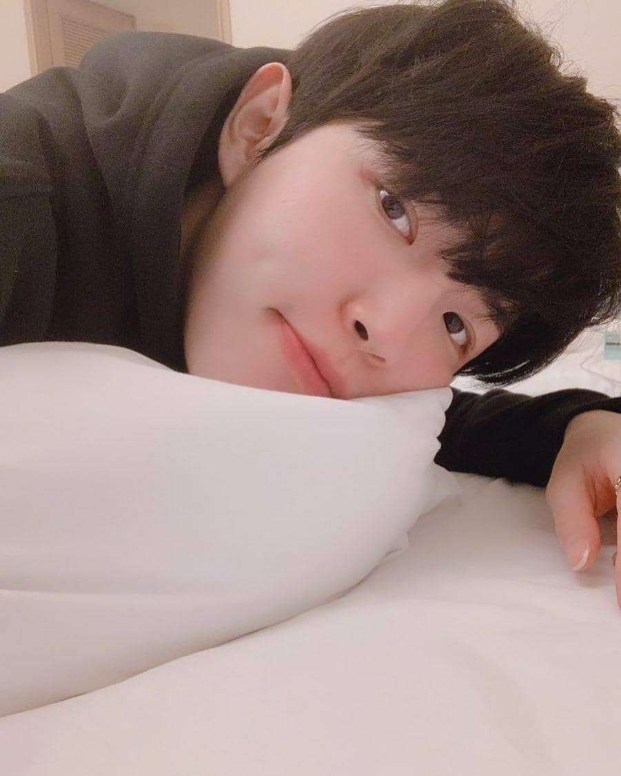 instagram.com/kjh_official