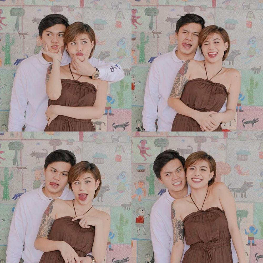 instagram.com/awkarin