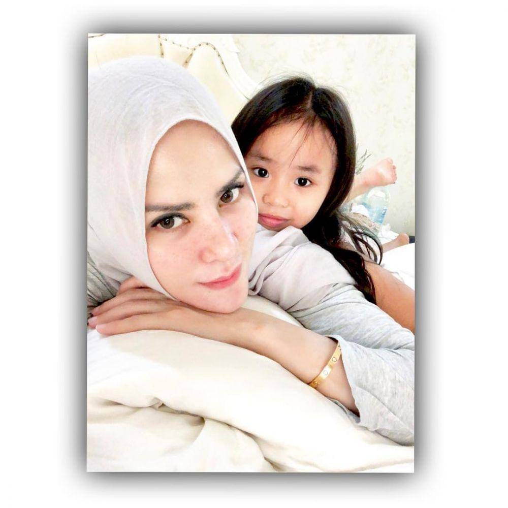 instagram.com/angellelga