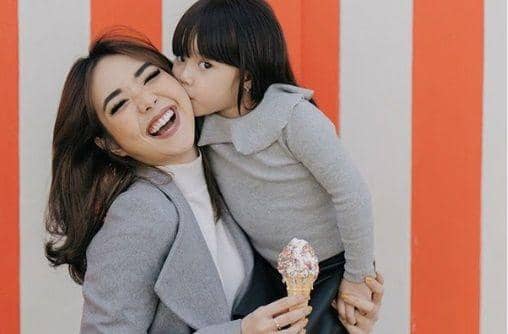 Instagram.com/gisel_la