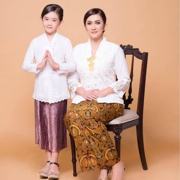 instagram.com/nafaurbach