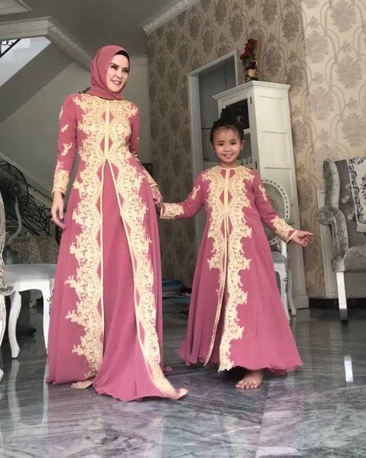 instagram.com/angellelga