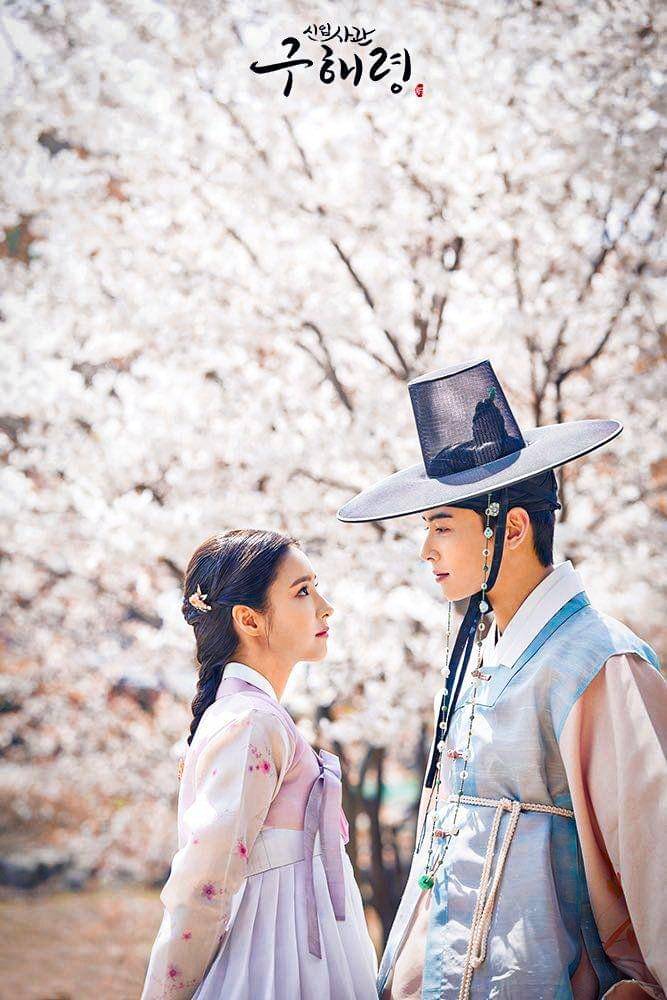 twitter.com/astrofam