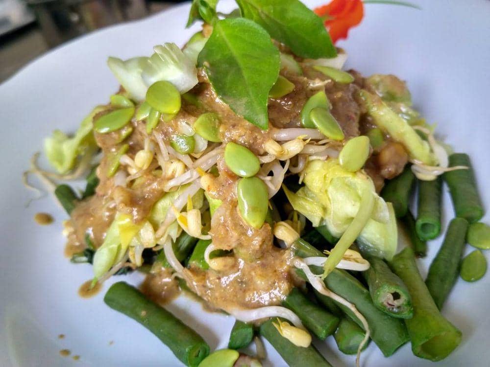 instagram.com/bhekti_art