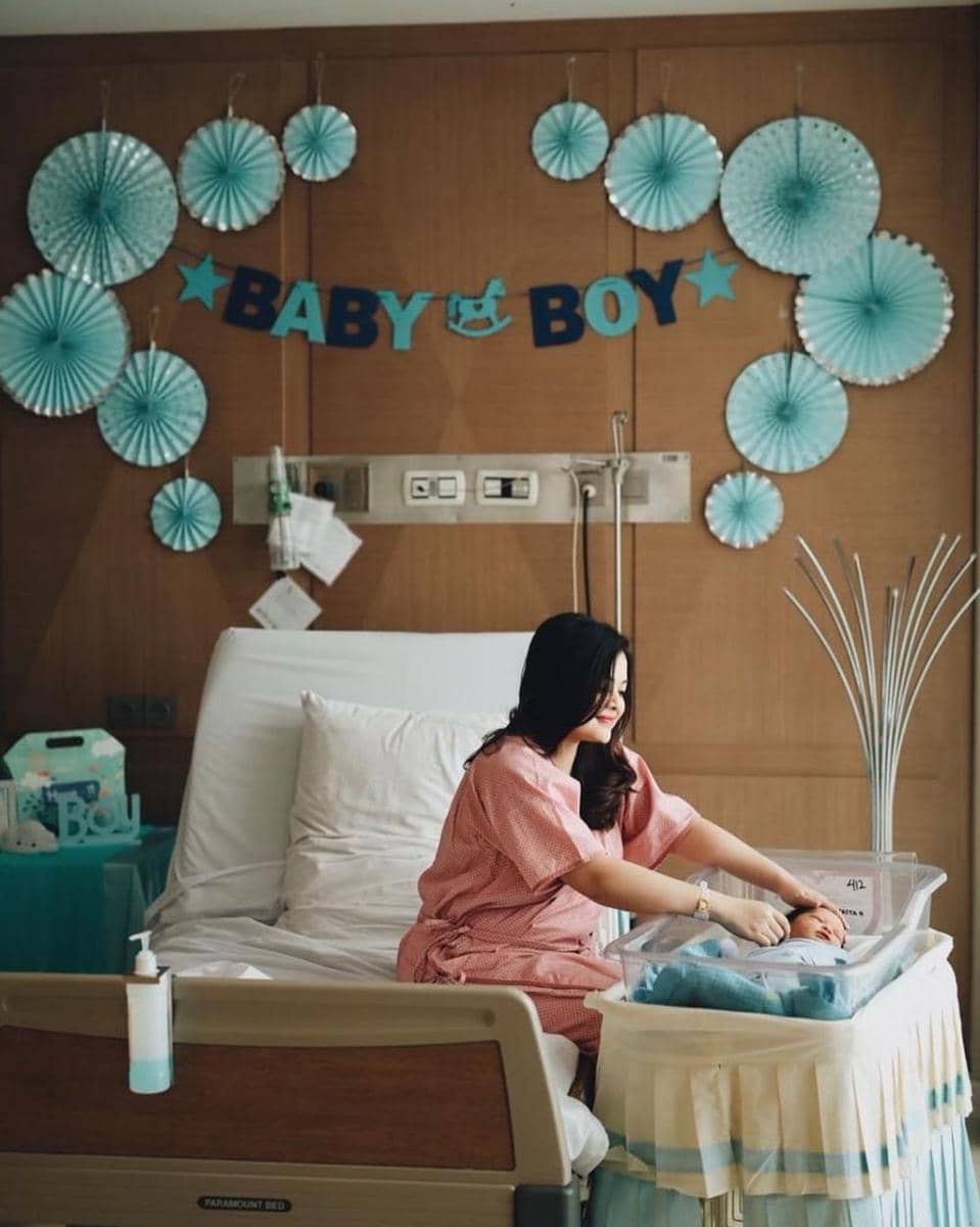 instagram.com/tasyakamila