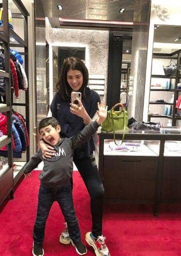 Instagram.com/carissa_puteri