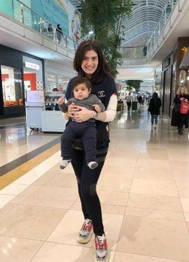 Instagram.com/carissa_puteri