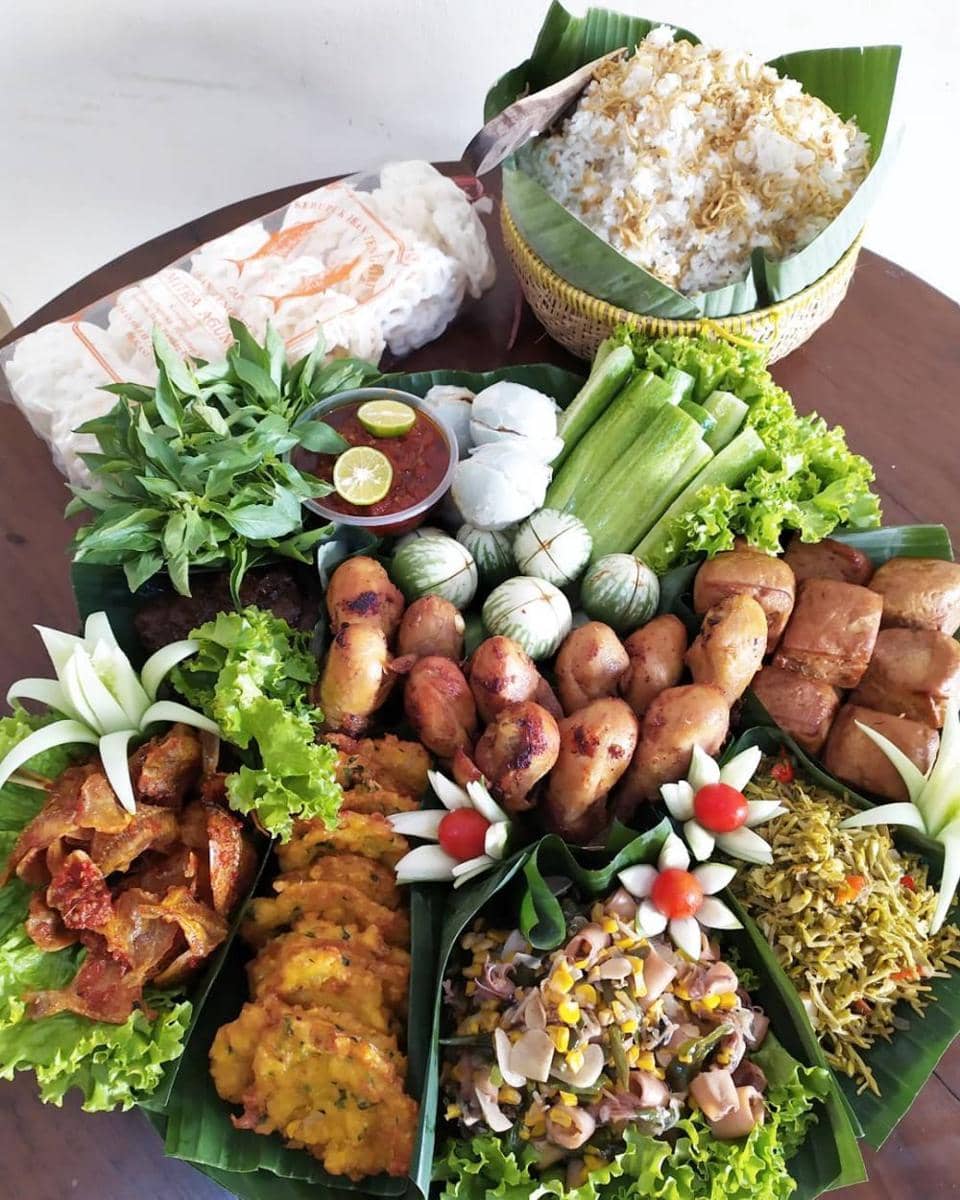 instagram.com/tumpengbundaechii