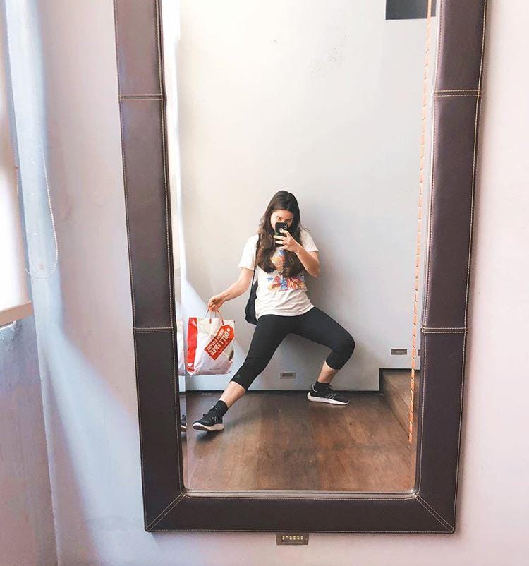 instagram.com/stephaniepoetri