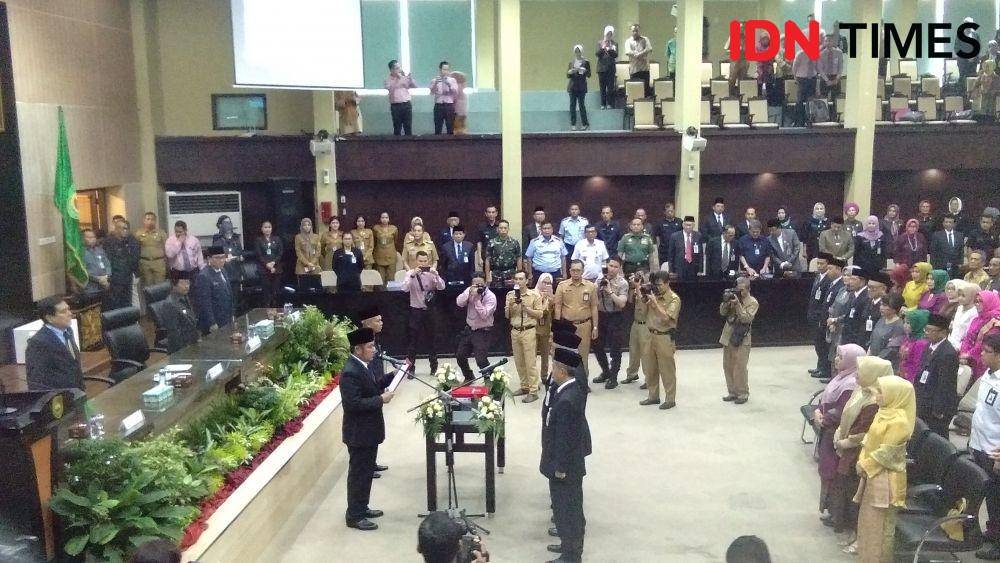 Herman Deru lantik Direktur Utama Bank Sumsel Babel