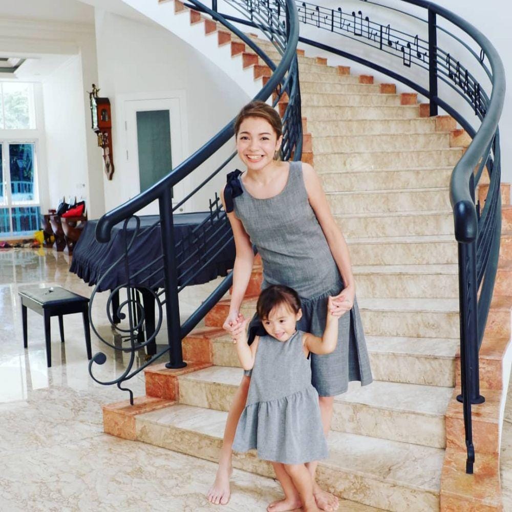 instagram.com/mayaseptha7