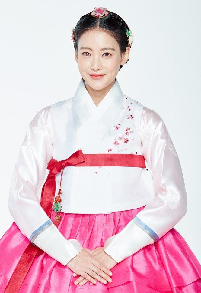 twitter.com/kimyoonhye