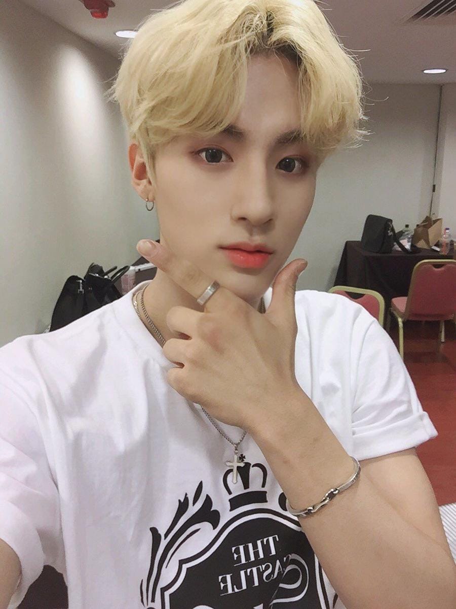 twitter.com/we_the_boyz