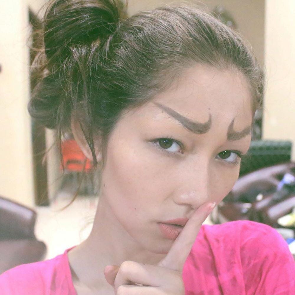 instagram.com/devinaureel