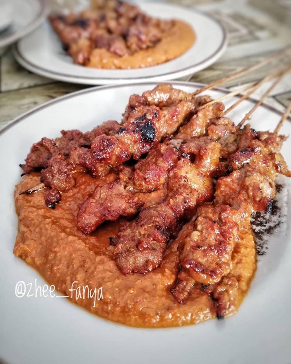 instagram.com/zhee_fanya