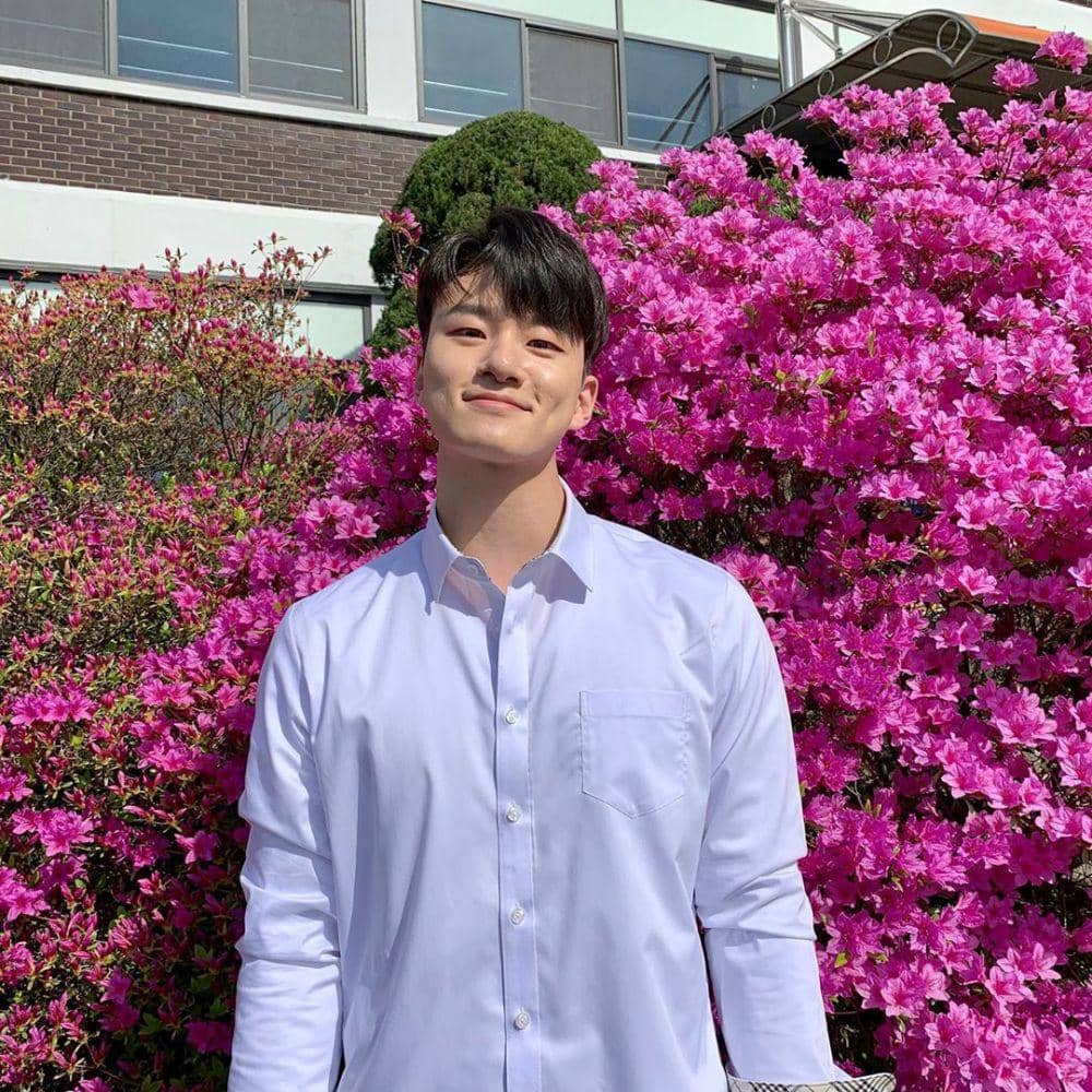 instagram.com/seungho__shin