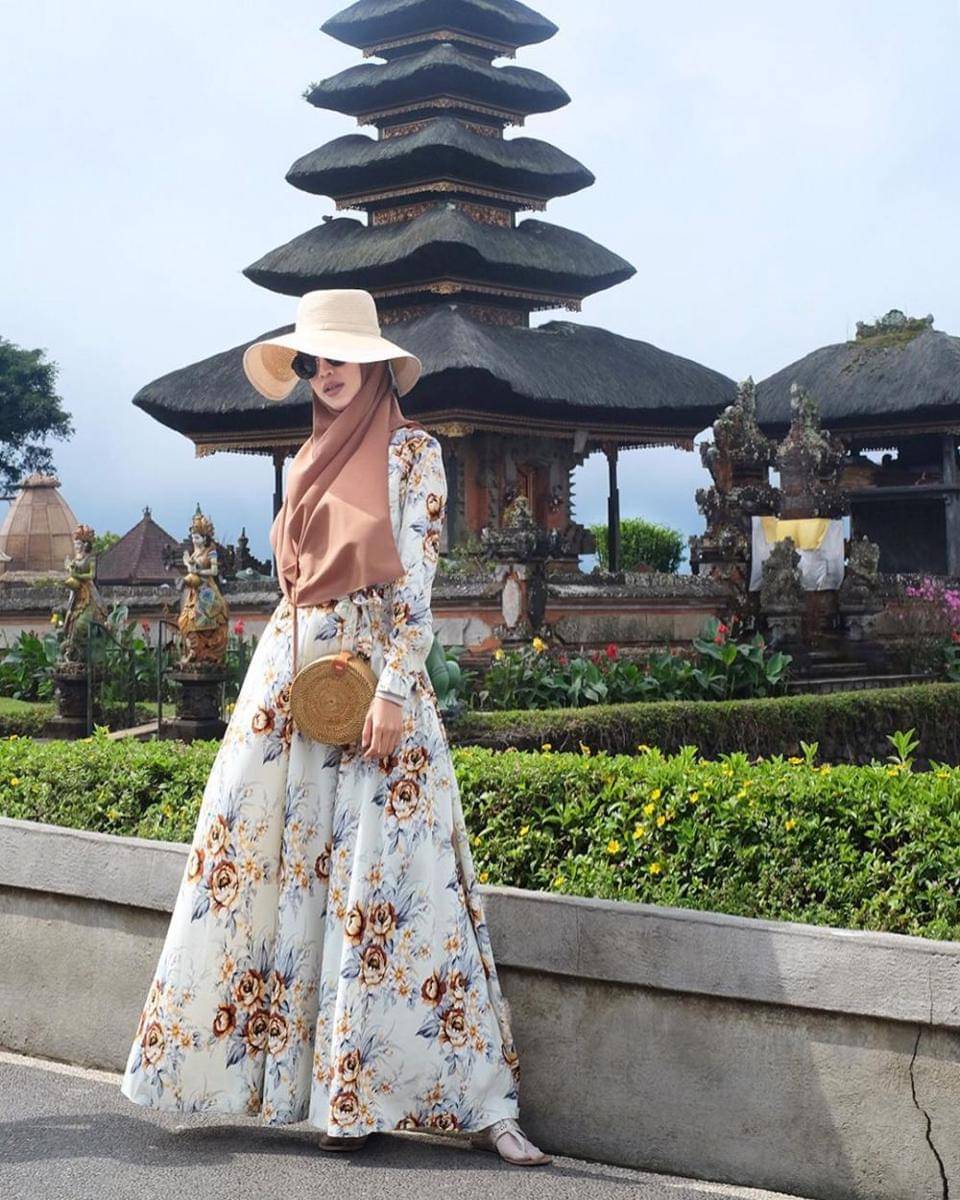 instagram.com/fitriaulia_