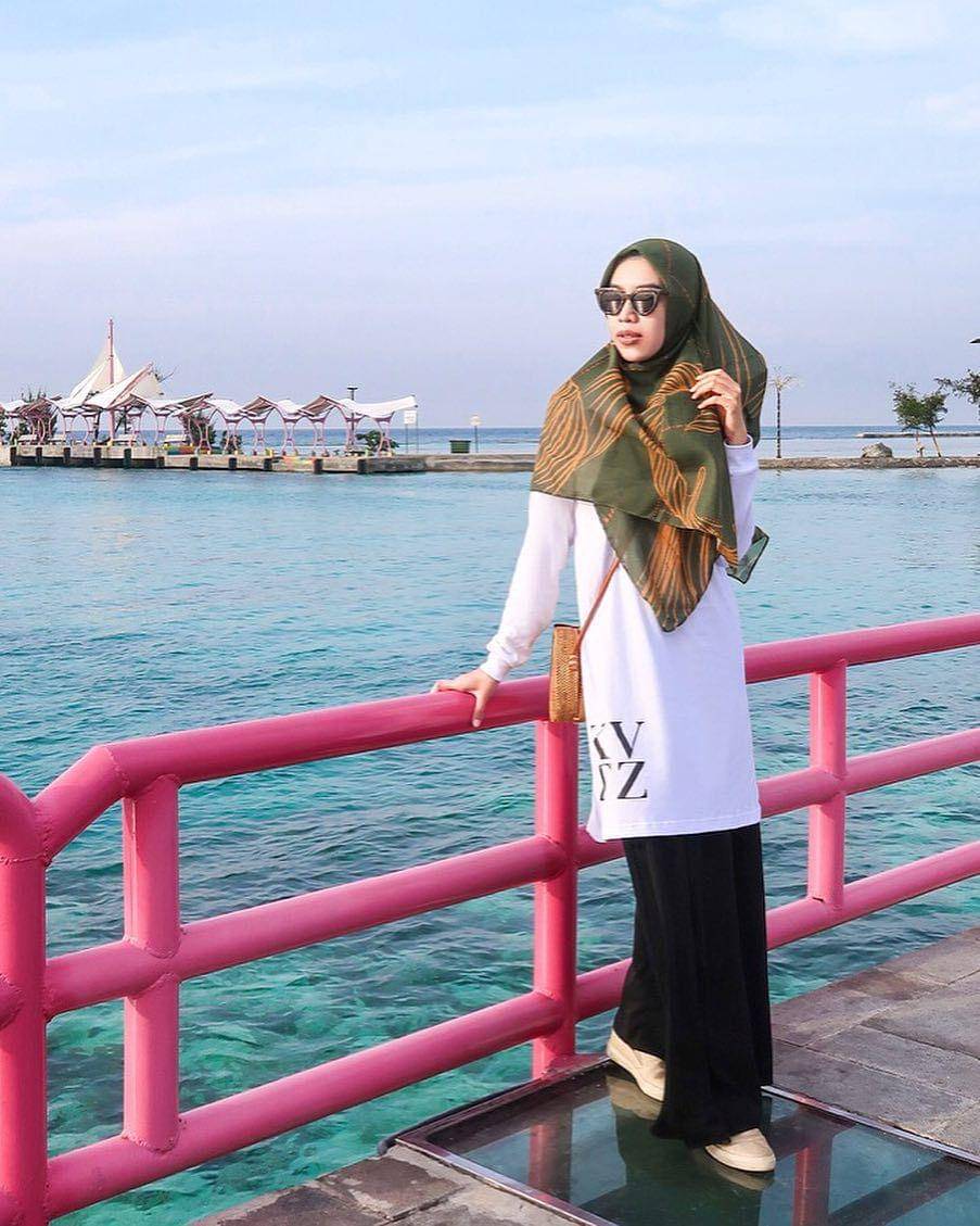 instagram.com/fitriaulia_