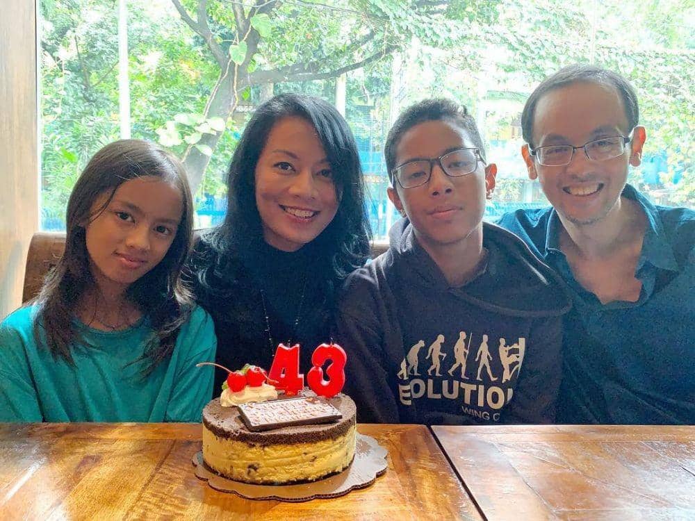 Instagram/deelestari