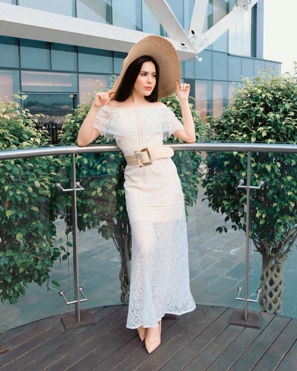 Instagram.com/sallyadelia