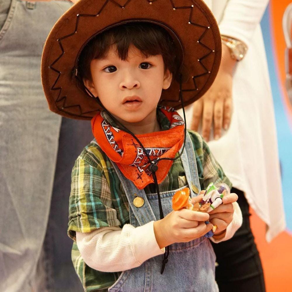 Instagram/marshanatika