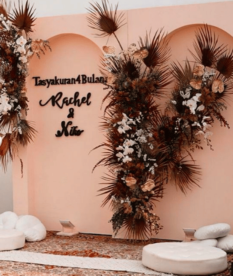 instagram.com/rachelvennya