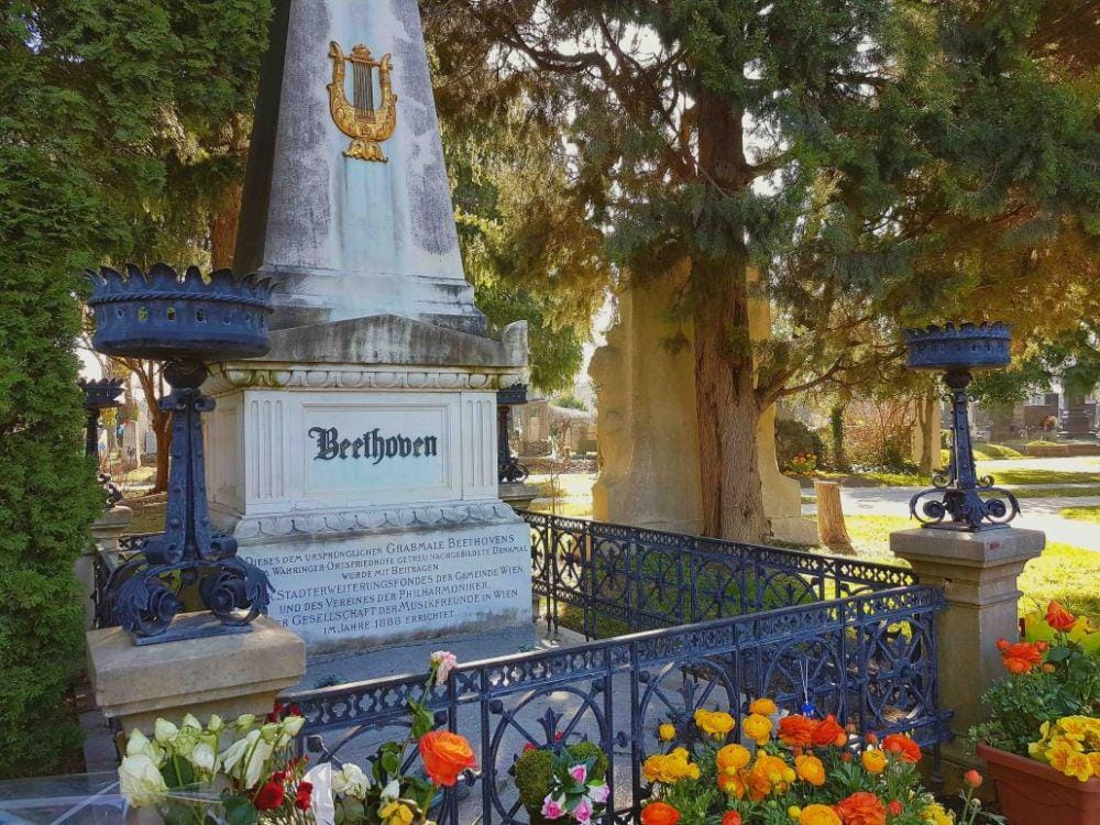 markchristensenwriter.com