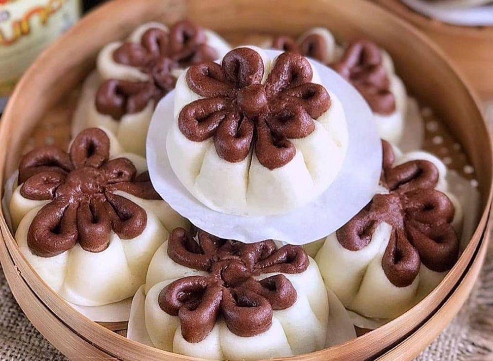 instagram.com/ChefMate Chocolate