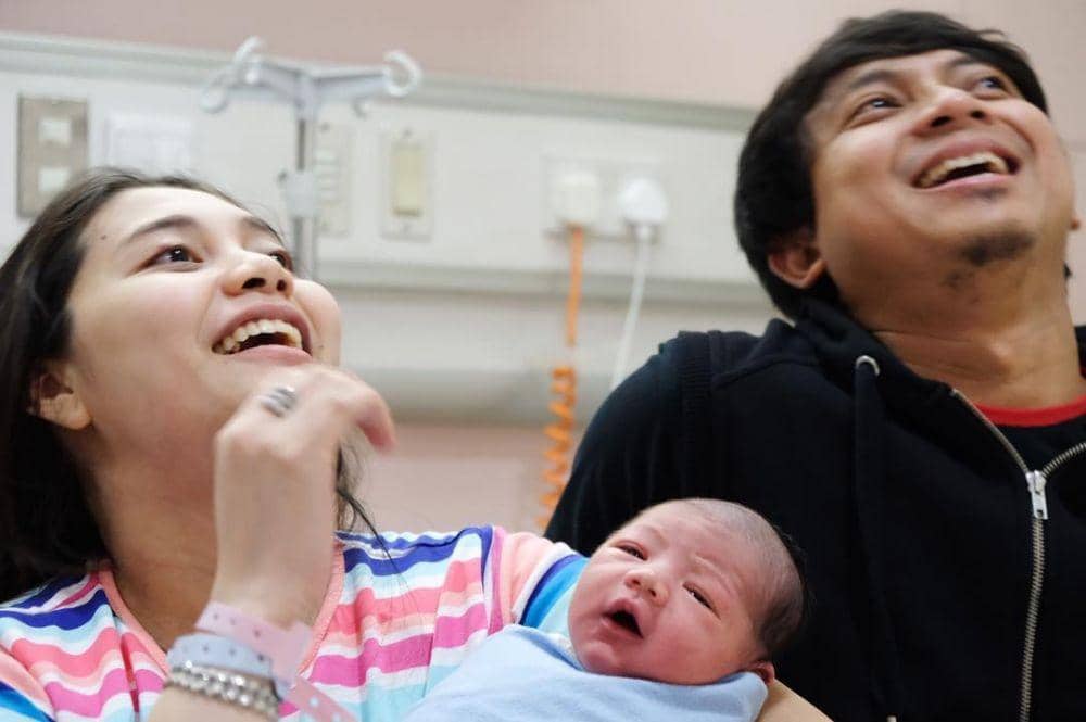 instagram.com/adenbajaj