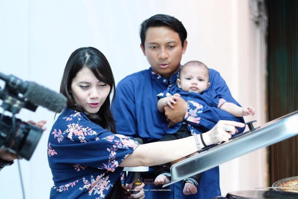 instagram.com/adenbajaj