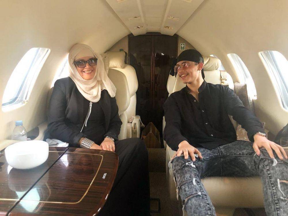 Instagram.com/officialharrisj