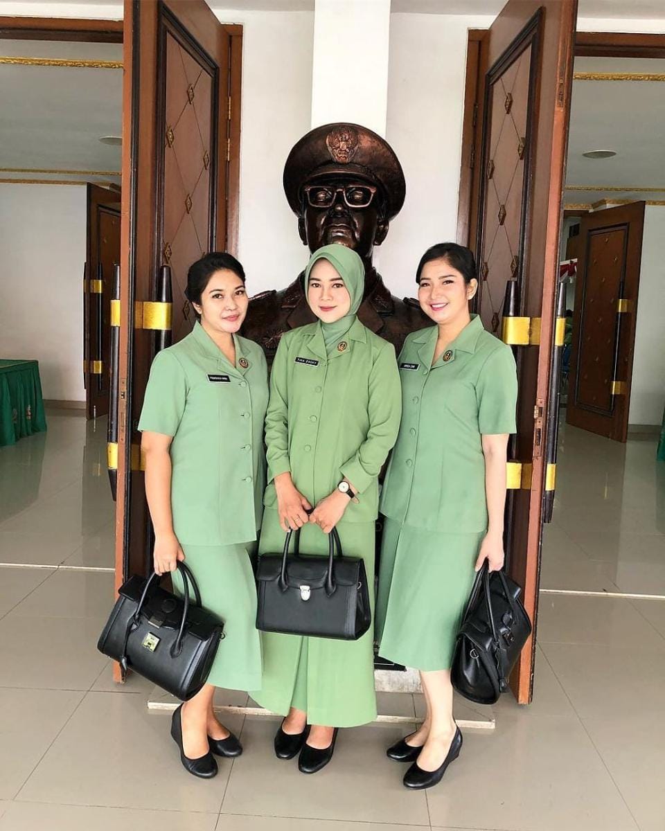 instagram.com/windakhair