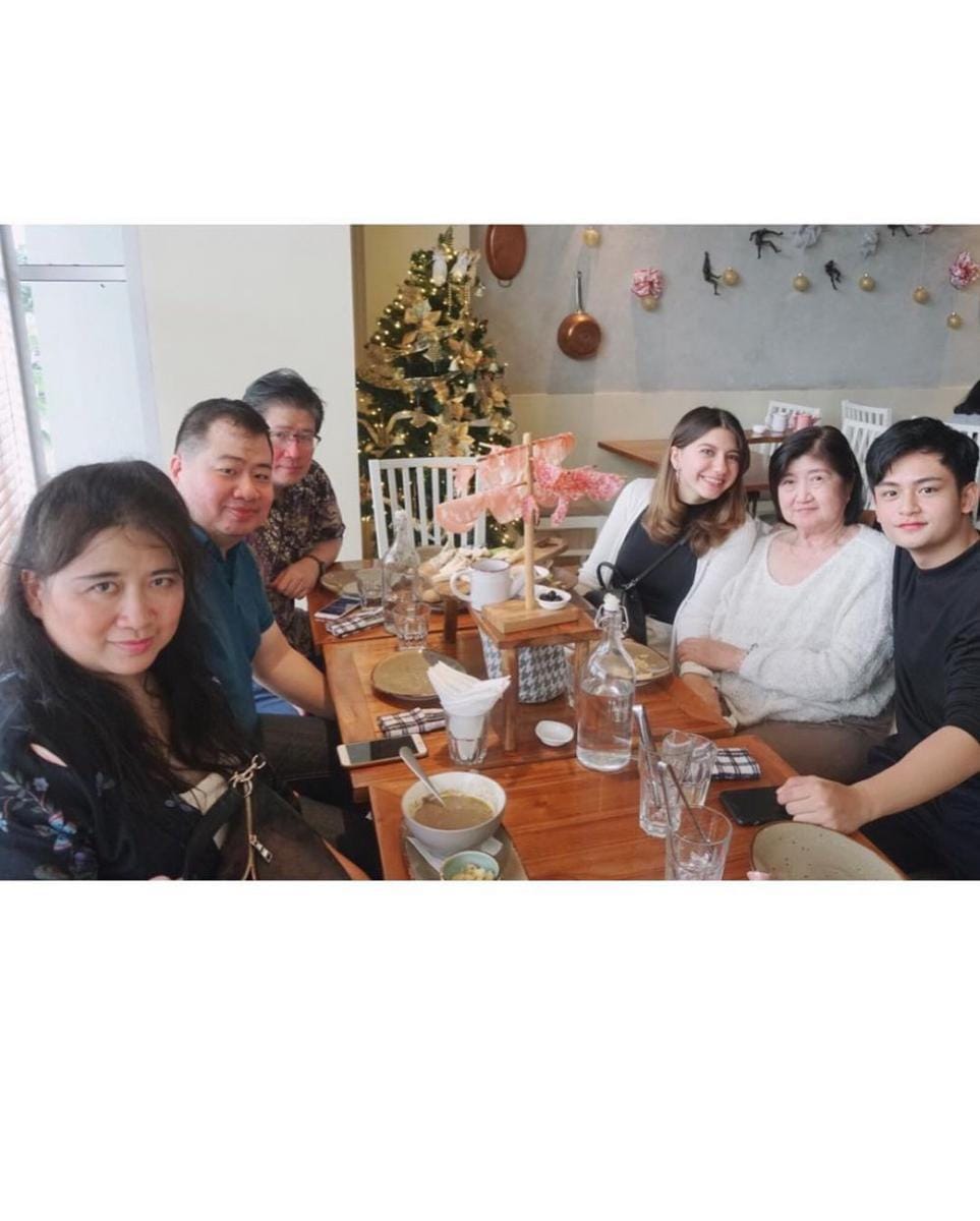 instagram.com/cassandraslee