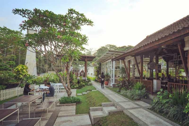 instagram.com/bataputicoffee