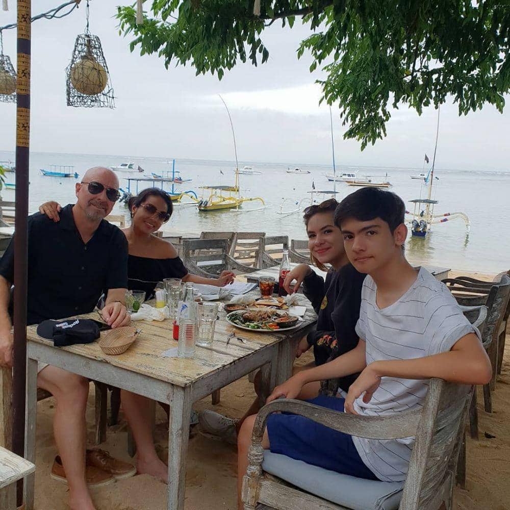 instagram.com/sapna_husen