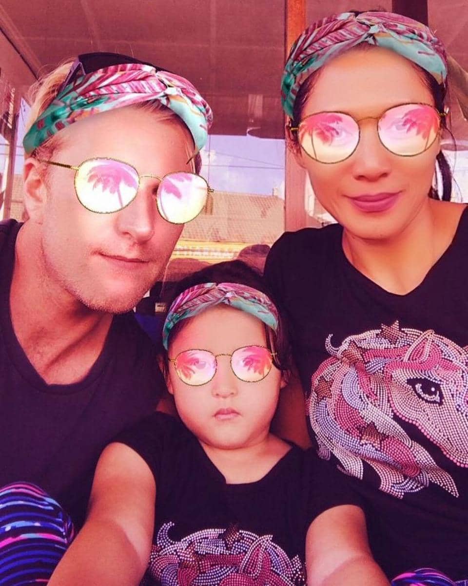 instagram.com/annecoto