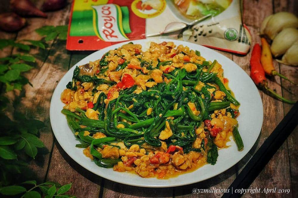 instagram.com/yzmalicious