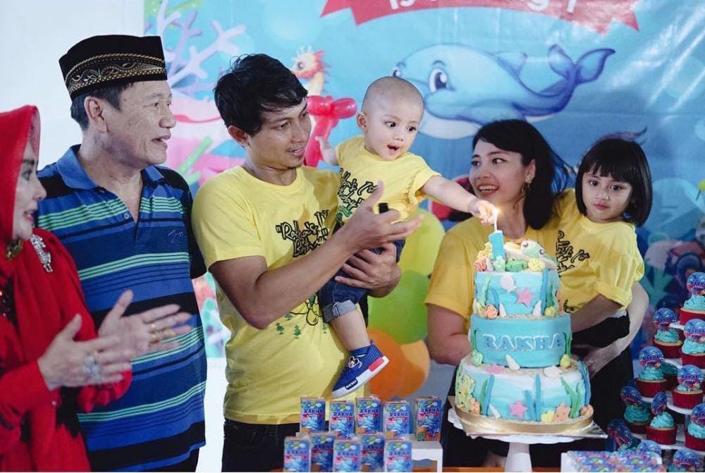 instagram.com/adenbajaj