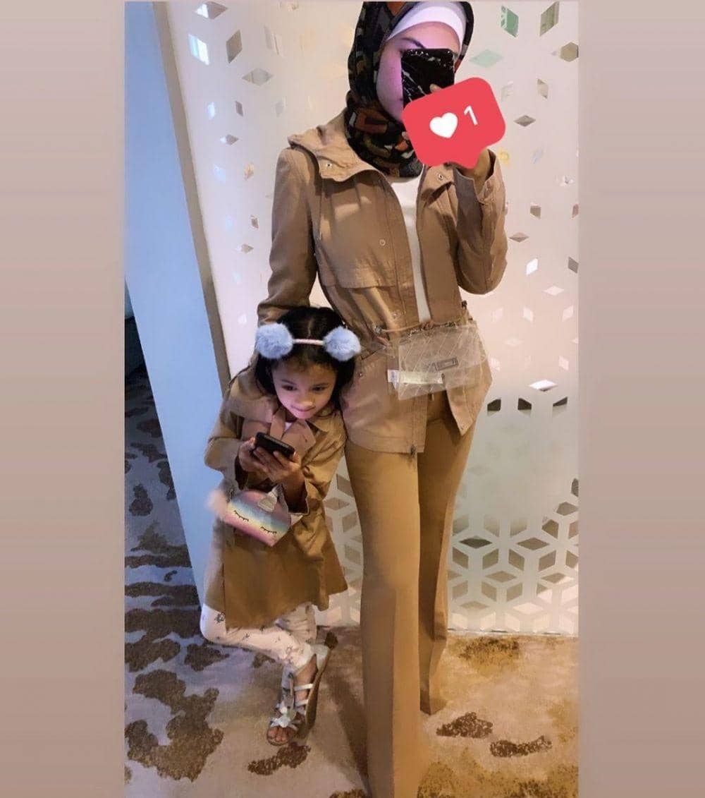 instagram.com/dellaperez