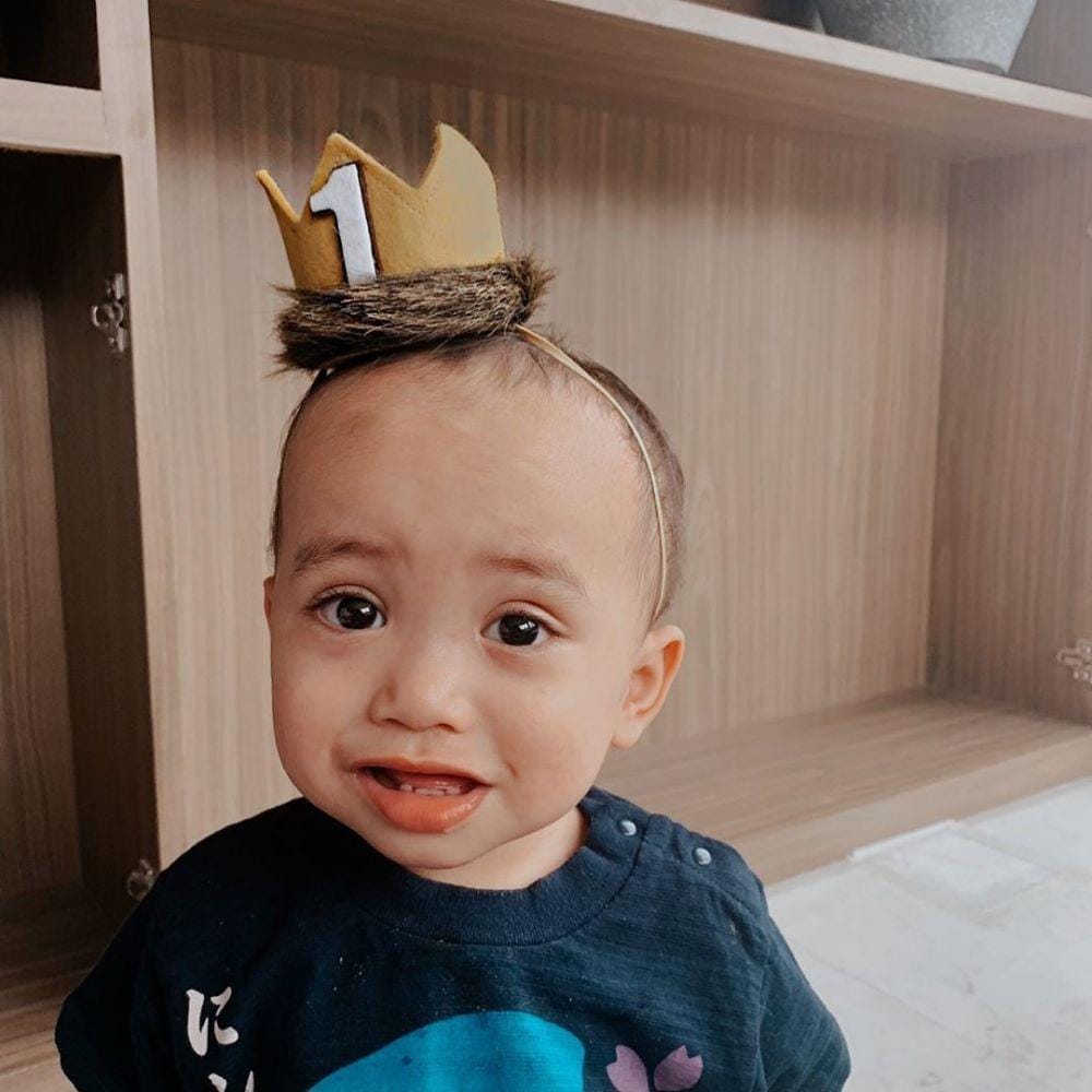 instagram.com/rachelvennya