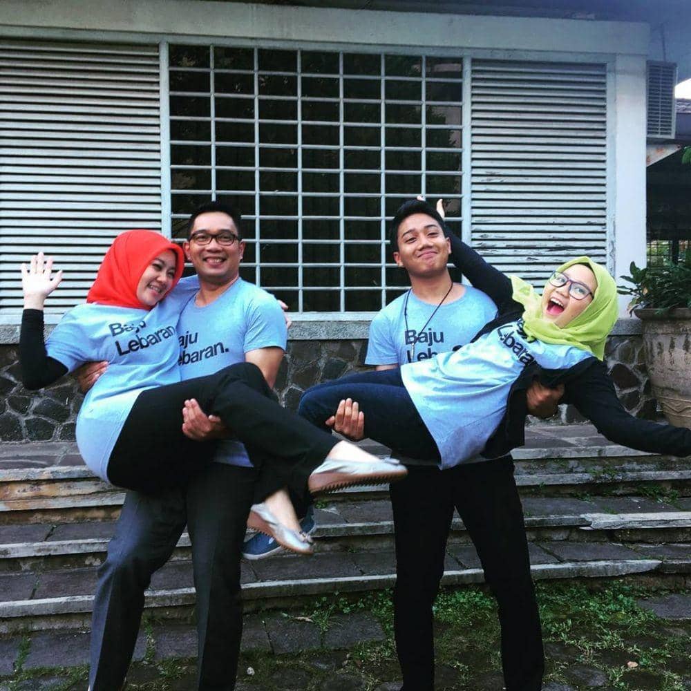 Instagram/emmerilkahn