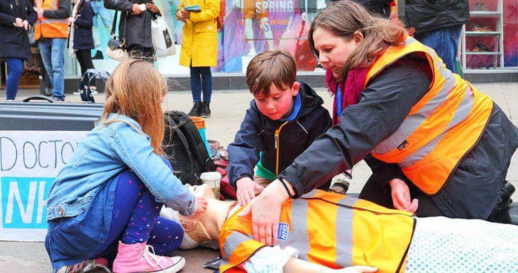 flickr.com/rogerblackwell