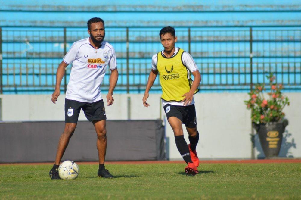 twitter.com/psisfcofficial