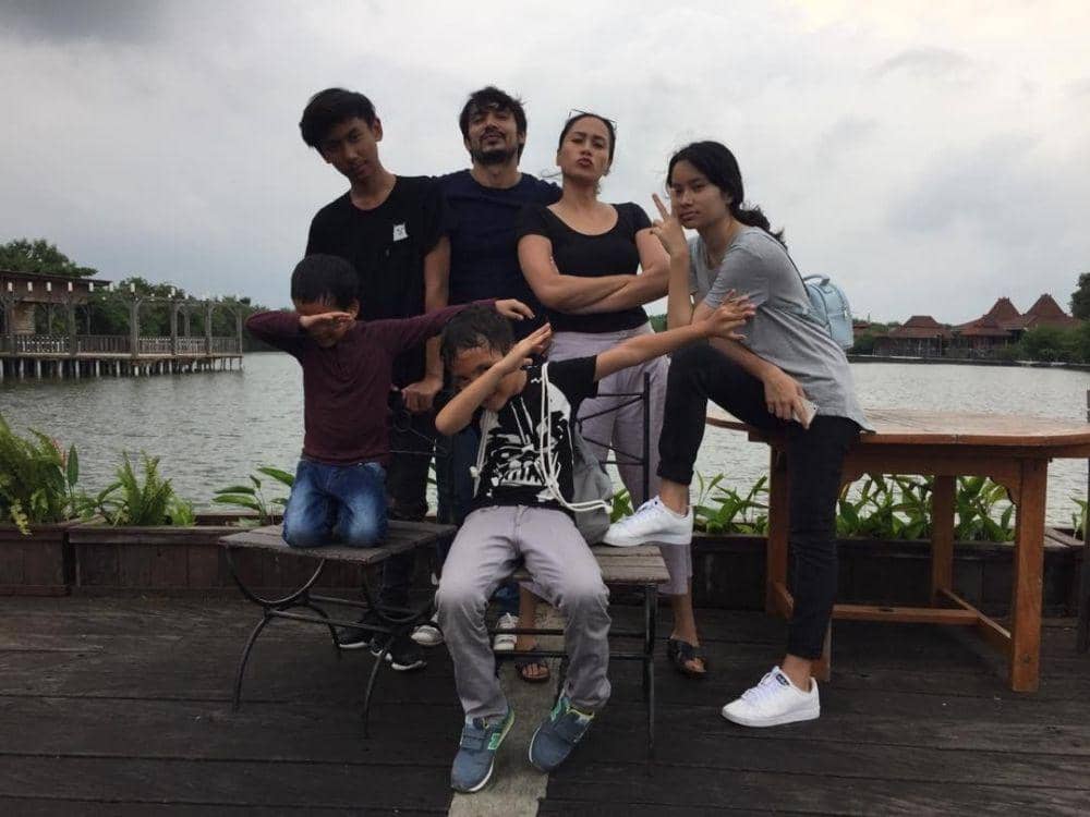 instagram.com/inong_ayu