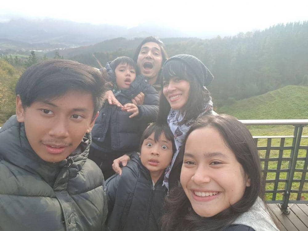 instagram.com/inong_ayu